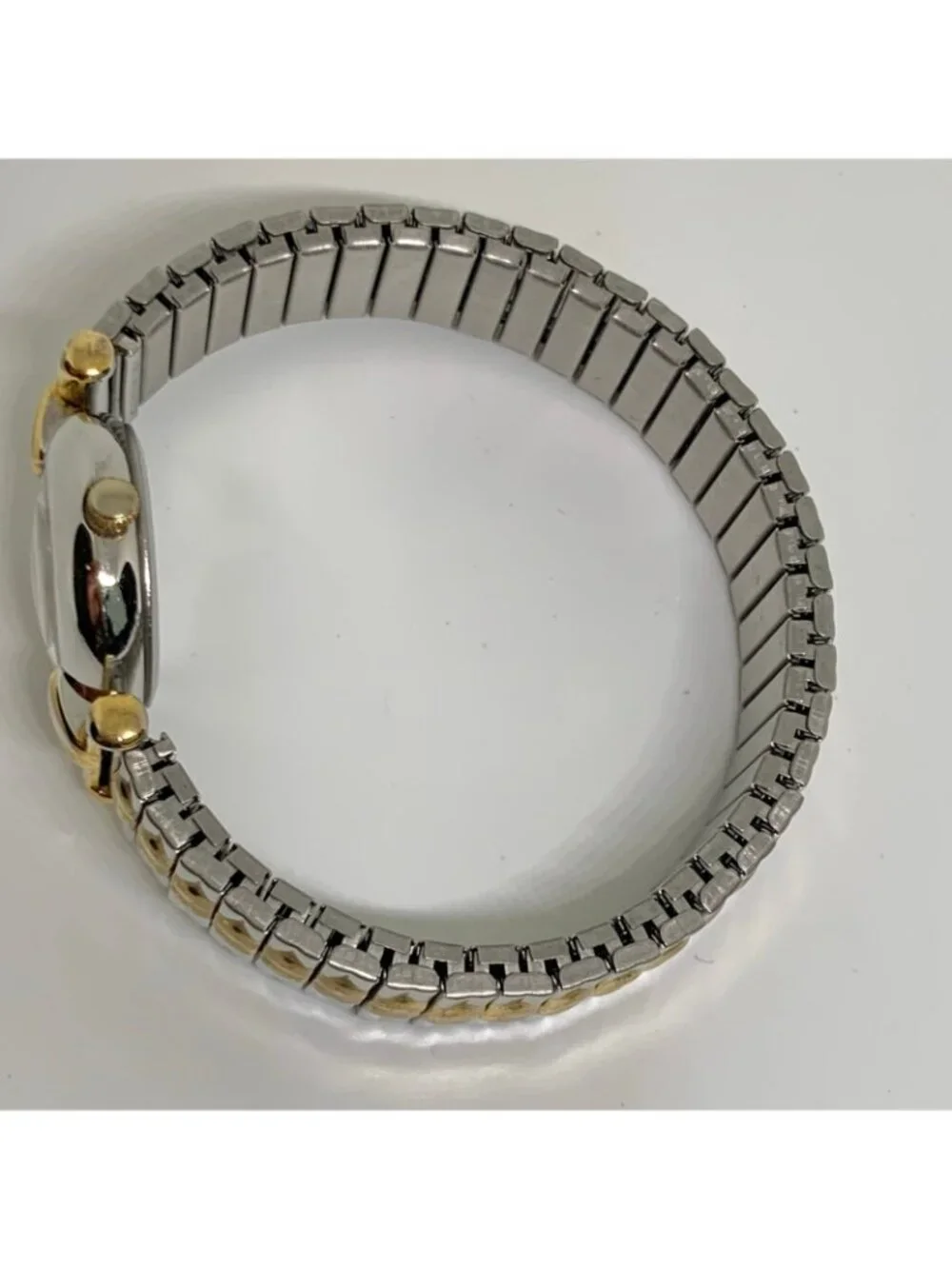 Women’s quartz analog watch silver gold tone 23mm stretch band running